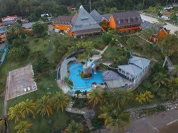 Oceans Salybia Nature Resort 酒店