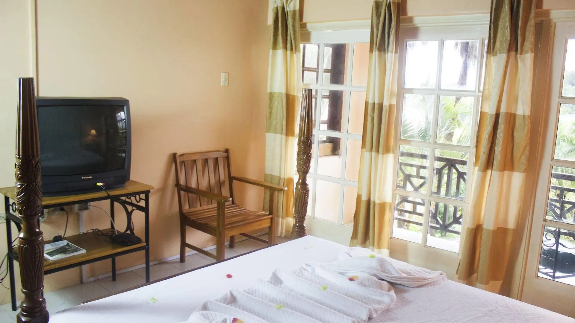 *** 酒店 Oceans Salybia Nature Resort 特立尼达和多巴哥